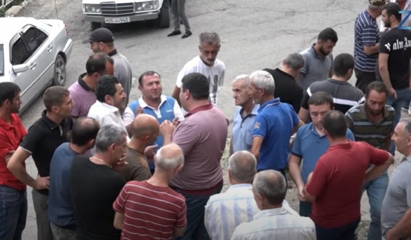 Акция протеста в Шванидзоре: «Они высушивают земли людей, чтобы открыть коридор через Мегри?» (видео)