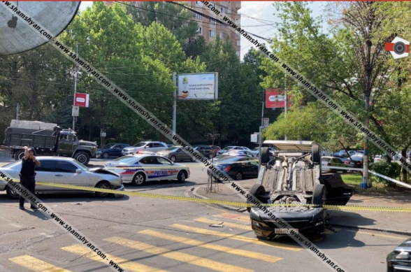 Երևանում բախվել են Mercedes-ն ու Nissan X-Trail-ը. վերջինը գլխիվայր շրջվել է, կան վիրավորներ
