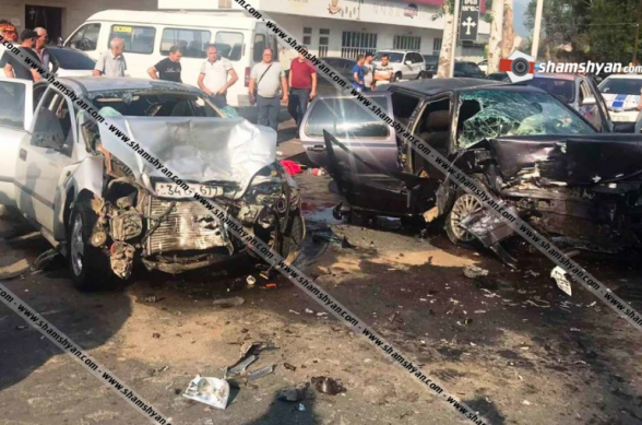 Վանաձորում բախվել են Opel-ն ու Volkswagen–ը. հիվանդանոց տեղափոխված 7 վիրավորներից հղի կնոջ 7 ամսական երեխան ծննդաբերության ժամանակ մահացել է