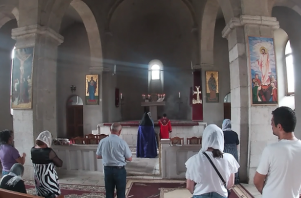 Российские миротворцы обеспечили безопасность паломников в Арцахе