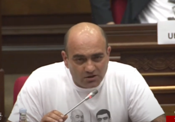 Ո՞րն է պատճառը Մխիթար Զաքարյանի կալանավորման՝ ընդդիմադիր կեցվա՞ծքը, թե՞ իր հողը պաշտպանելը․ Ավետիսյան (տեսանյութ)