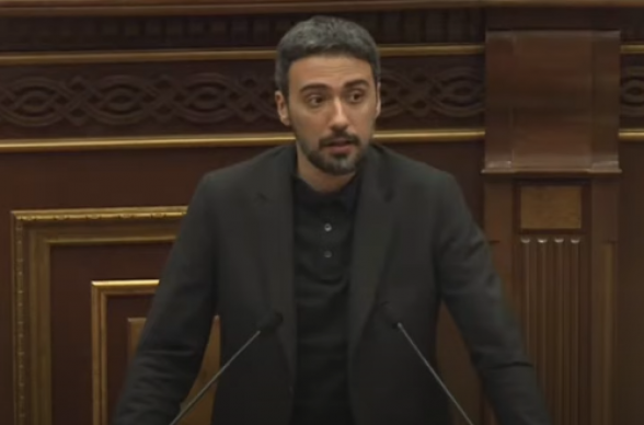 2008թ.-ն հիշելիս մի հարցի պատասխանեք՝ 2008թ.-ին ՀՀ-ից կամ Արցախից 1սմ զիջվե՞լ էր, թե՝ ոչ. Վարդևանյան (տեսանյութ)