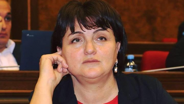 Գնացեք Եռաբլուր, այ տհասներ, գնացեք․․․ եթե կարող եք․․․