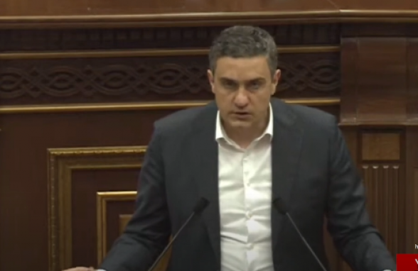 Պողպատե մանդատ ստացածները երրորդ օրն է համոզում են ընդդիմությանը կառուցողական մթնոլորտում աշխատել․ Ղազինյան (տեսանյութ)