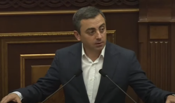 Այս ամբիոնն իմ համար դիմակներ պատռելու, ՀՀ քաղաքացիներին իրականությունն ասելու ամբիոն է. Իշխան Սաղաթելյանի եզրափակիչ ելույթը (տեսանյութ)