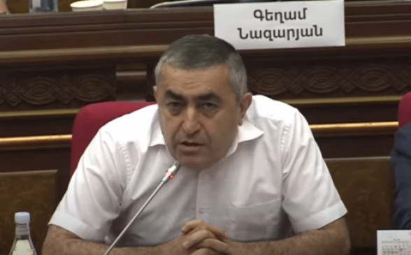 Армен Рустамян – депутату от ГД: «Работаете по схеме, доказываете, что недействительные бюллетени – дело ваших рук» (видео)