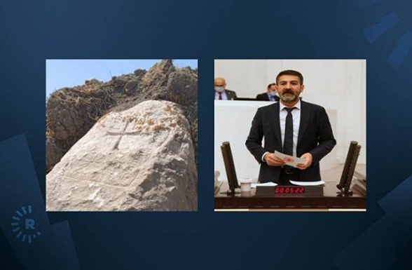 Ավերվել է Վանի հայկական գերեզմանատունը