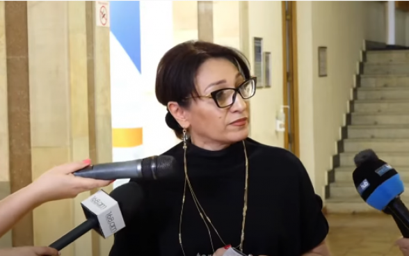 Юг Армении отрезан, а Пашинян здесь заносчиво говорит о программе правительства и внушает, что будущее есть – Лилит Галстян (видео)