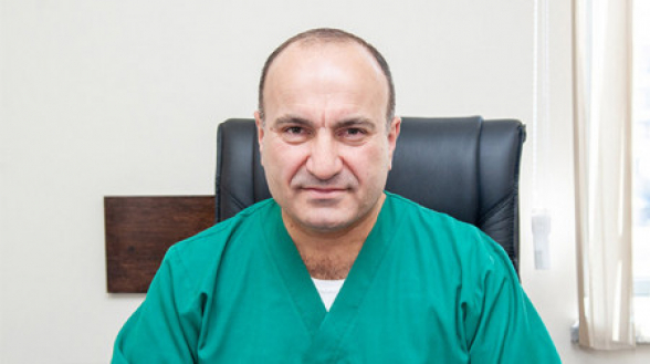 Հակամարդկային է ու բարոյական չէ Արմեն Չարչյանին մեկուսարանում պահելը. բժիշկ Տարոն Տոնոյան