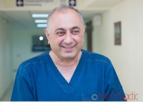 Ամենայն Հայոց կաթողիկոս Գարեգին Բ-ն այցելել է Արմեն Չարչյանին