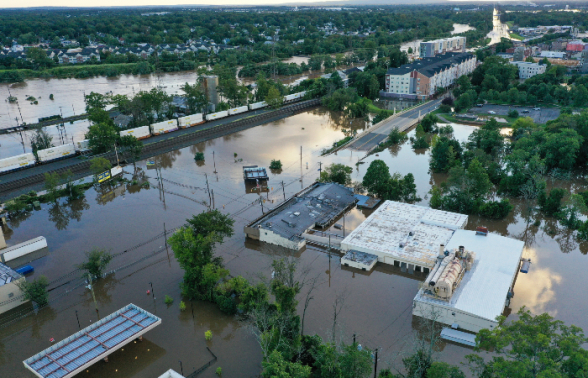 Жертвами наводнений после урагана «Ида» в США стали 45 человек