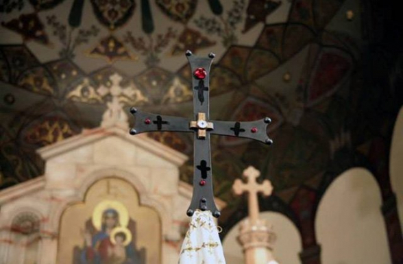 Армянская апостольская церковь отмечает праздник Воздвижения Креста Господня (Хачверац)