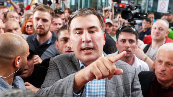 Премьер-министр Грузии назвал Саакашвили наркоманом