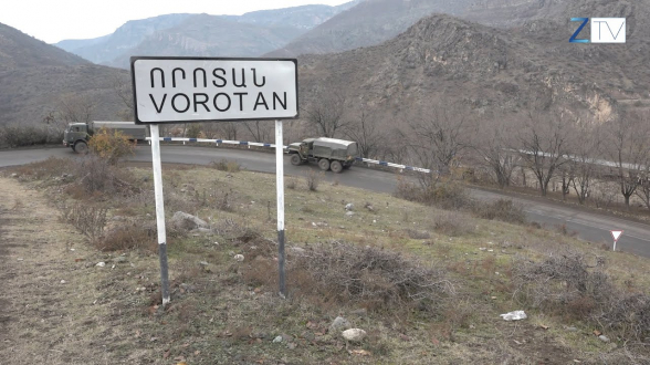 «Денег не требовали, но вели себя нагло»: азербайджанцы обыскали армянскую машину