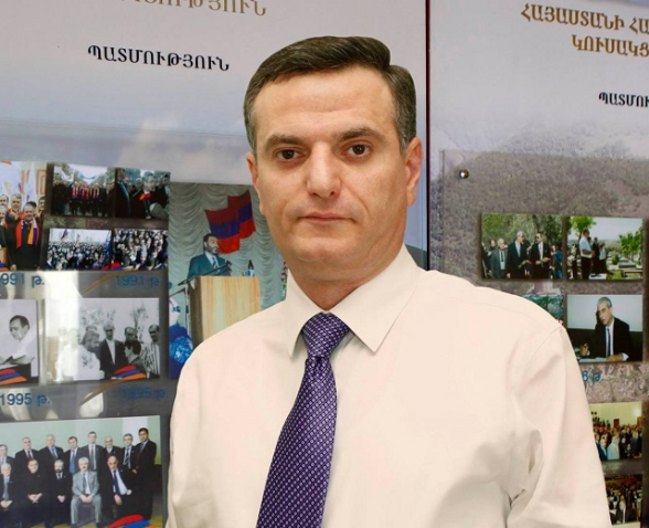 Մարդիկ բոլորովին այլ սպասումներ և հույզեր ունեն, որը Նիկոլապատկան իշխանությունն ի զորու չէ կյանքի կոչելու