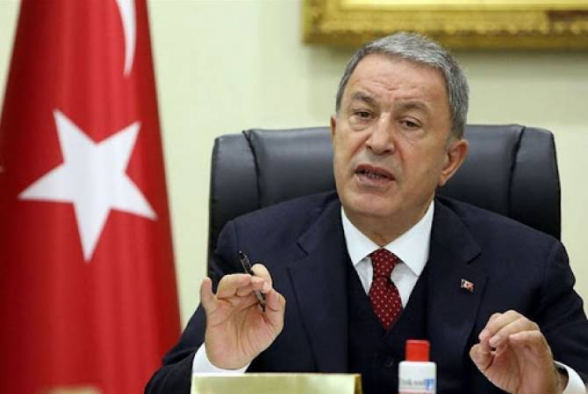 Министр обороны Турции озвучил претензии к России из-за ситуации в Сирии