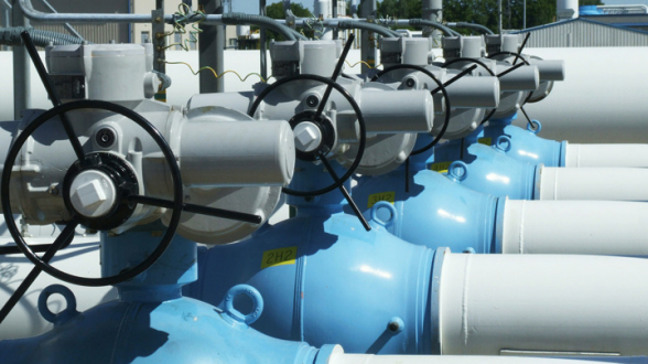 «Газпром» начал поставки газа в Венгрию в обход Украины (видео)