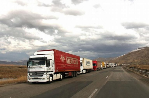 Ирано-турецкая граница закрыта для грузовиков