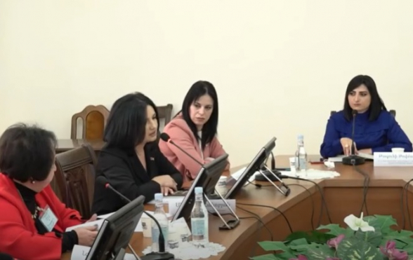 Ո՞վ է եղել Շուշիի պաշտպանության պատասխանատուն. Արեգնազ Մանուկյանի հարցն արցախցիների հետ հանդիպմանը (տեսանյութ)