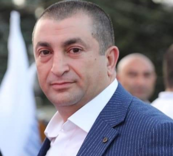 Ադրբեջանի վաստակավոր արտիստ Իլկինի երաժշտական ուղերձը Նիկոլ Անհողին (տեսանյութ)