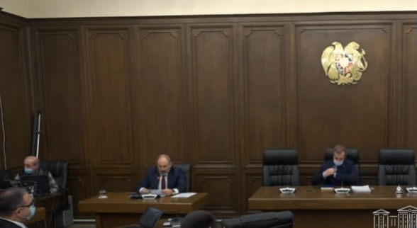 На совместных заседаниях постоянных комиссий НС обсуждается проект бюджета РА (прямой эфир)