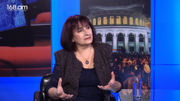 В других странах люди легче вакцинируются, так как доверяют своим властям – Карине Налчаджян (видео)