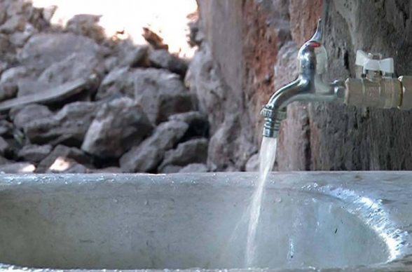 Սոցիալապես անապահով սպառողների համար ջրի սակագինը չի բարձրանա. մնացածի համար քննարկվում է 200 դրամի տարբերակը