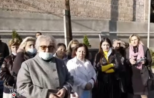 Բողոքի ակցիա Բյուրականում՝ ընդդեմ համայնքի ղեկավարի ԺՊ-ի (տեսանյութ)