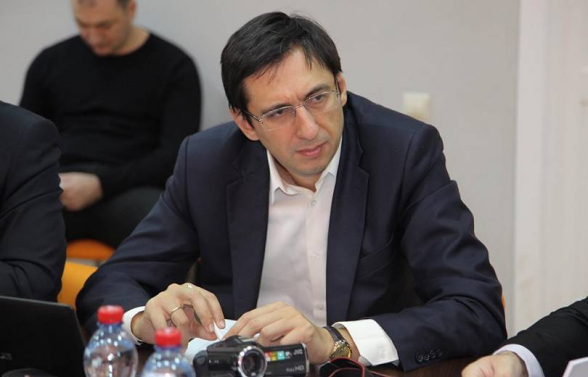 Անդրեյ Արեշև.