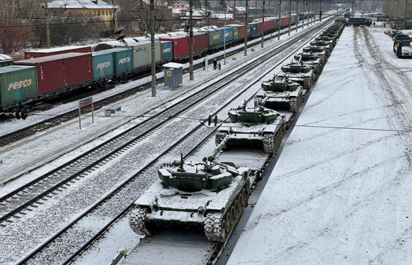 Базу РФ в Таджикистане усилят 30 модернизированными танками