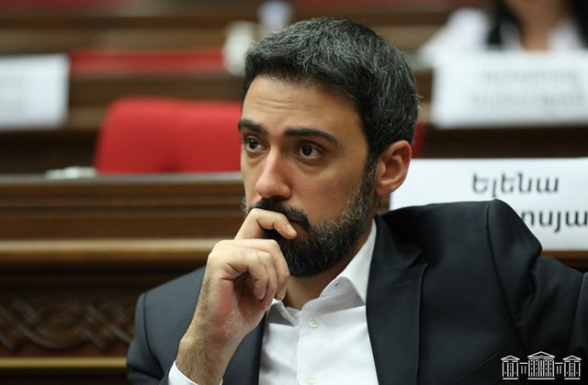 Ալիևը Քոչարյանին վատ երազում է տեսնում, իսկ Փաշինյանի հետ ուղիղ կապն է պահում ու բանակցում. Արամ Վարդևանյան (տեսանյութ)