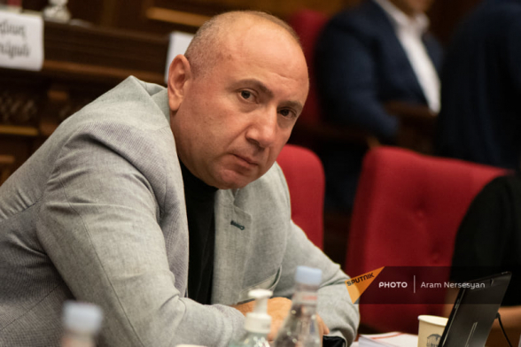  «Бархатная» наглость и стальные констатации