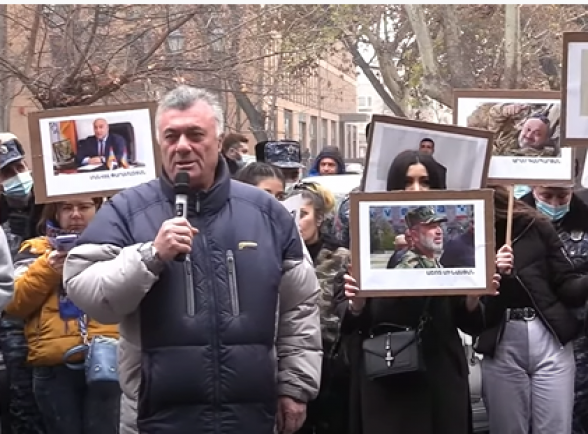 Рубен Акопян: «Они не покинут власть путем выборов, единственный вариант – улица» (видео)