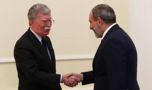 Революция «лжи и смерти» против «исторических стереотипов»