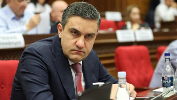 Армения – единственное в мире государство, начальник ГШ которого уже 2 месяца руководит ВС в статусе обвиняемого