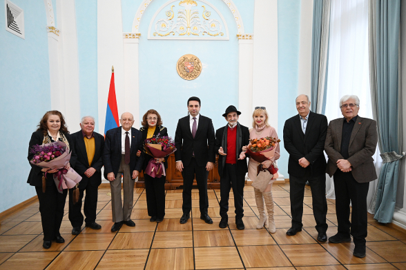 Большие амбиции маленького человека: 65+