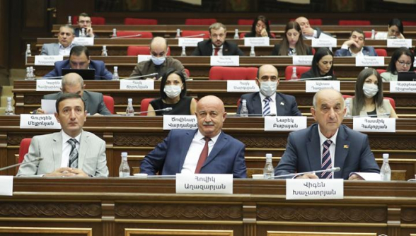 «Гражданский договор» выступил против поминания жертв азербайджанских погромов в Мараге