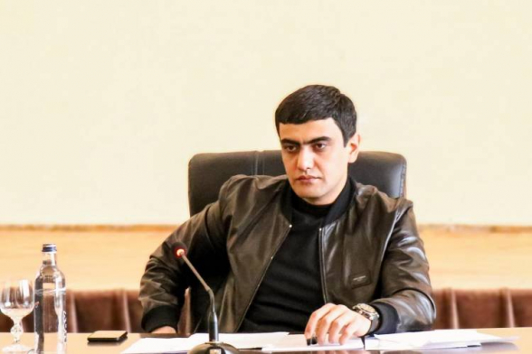 Суд удалился на совещание для вынесения приговора по делу главы общины Горис Аруша Арушаняна