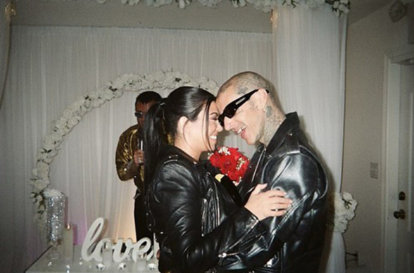 Քորթնի Քարդաշյանը լուսանկարներ է հրապարակել իր «գաղտնի» ամուսնությունից