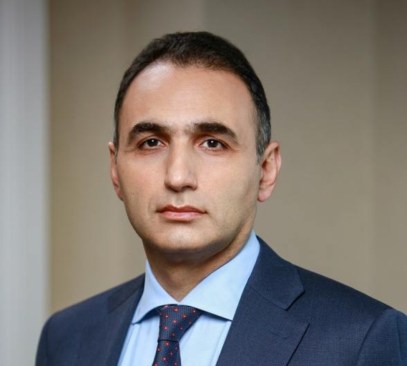 Мы – сражающаяся и доблестная нация, и не позволим слабохарактерным убедить нас в обратном