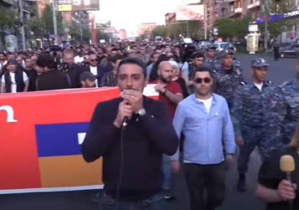 Армянина не сломают аресты Никола, армянин не будет жить прогнувшимся – Арам Вардеванян (видео)