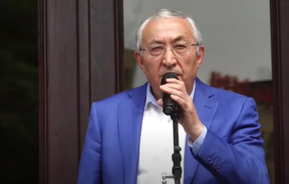 Հո ես գիտե՛մ, որ Փաշինյանի դեմ քրգործերը քնացնում եք․ դատախազը միացել է նահատակների ծնողներին (տեսանյութ)