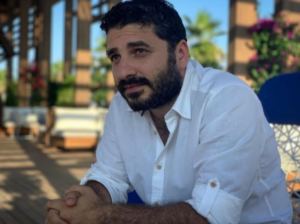 «Куда же ты так торопился, Пашинян?»: Сарик Андреасян отреагировал на смерть беременной девушки в Ереване