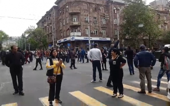 Водители остановили машины и присоединились к протестующим – Арегназ Манукян (видео)