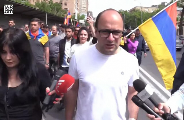 Երբ ասելիք չկա, ծափահարելը լավագույն միջոցն է. ՔՊ-ականները բնազդով վախեցած են. Հայկ Մամիջանյան (տեսանյութ)