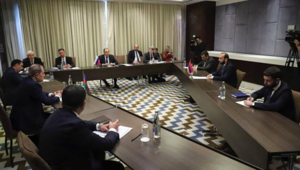 Դուշանբեում ընթանում է ՀՀ-ի, Ադրբեջանի և ՌԴ-ի ԱԳՆ ղեկավարների հանդիպումը
