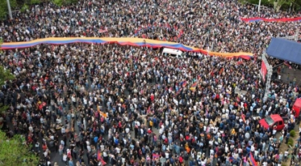 Политический и конституционный кризис