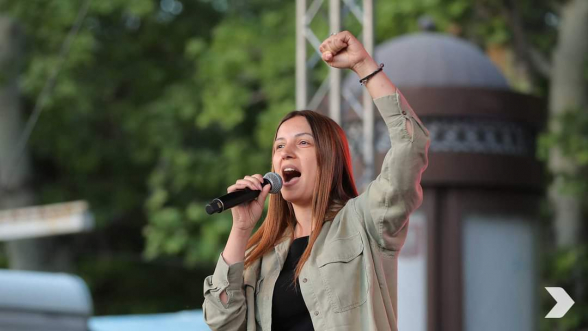 Կառավարությունում նստած վախկոտը խուճապի մեջ է՝ բոլորին հրահանգել էր բերման ենթարկել․Աննա Գրիգորյան (տեսանյութ)