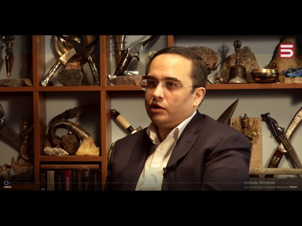 Քաղաքականությունը որպես սյուժե. ՍԻՆԹԵԶ Վիկտոր Սողոմոնյանի հետ