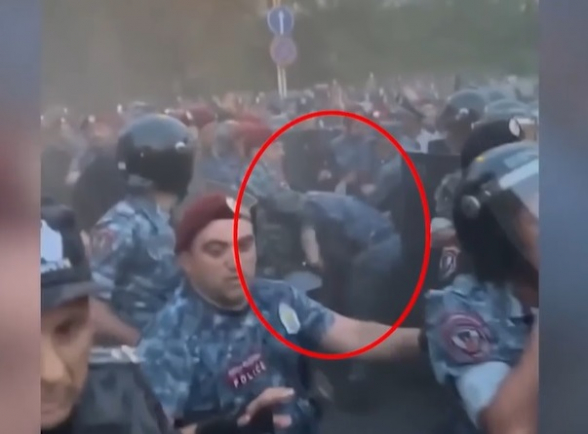 Ի՞նչ ասես իրենց քաղհասարակություն, նույնիսկ իրավապաշտպան համարող ողորմելիներին (տեսանյութ)